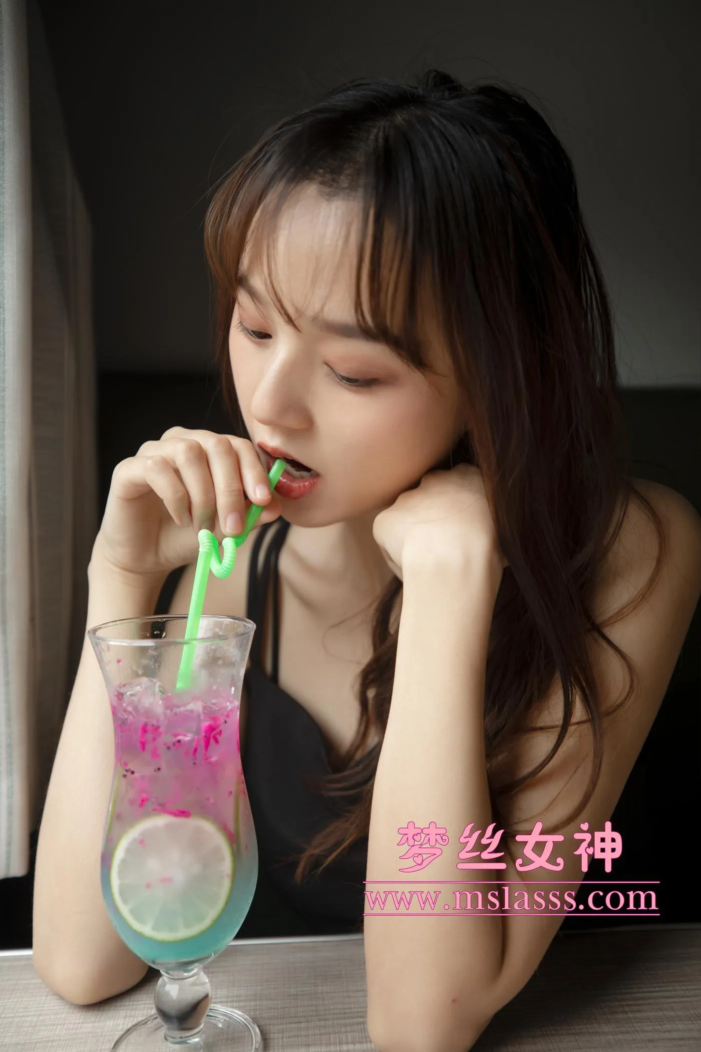 [MSLASS梦丝女神] 2020.04.22 NO.110 玥玥 火车超自然系 [61P]插图9